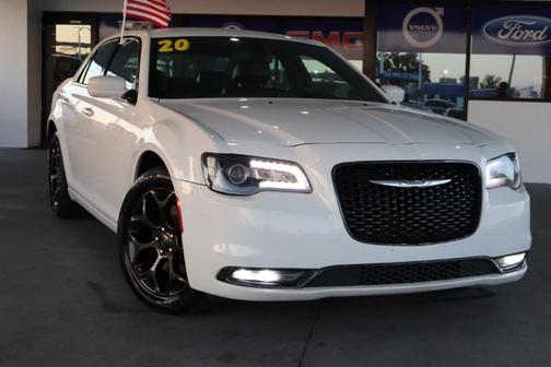 2020 Chrysler 300 S