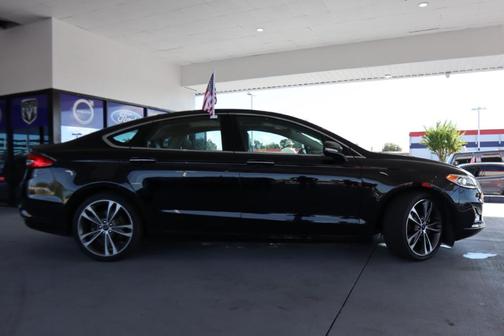 2020 Ford Fusion Titanium