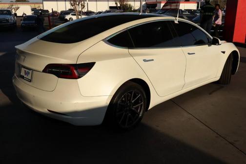 2019 Tesla Model 3 Mid Range