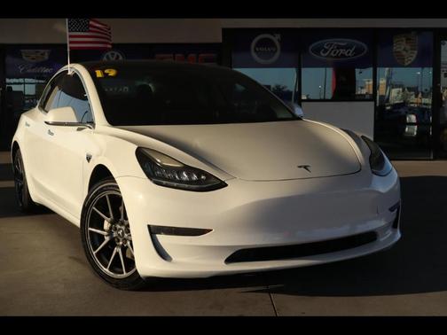 2019 Tesla Model 3 Mid Range