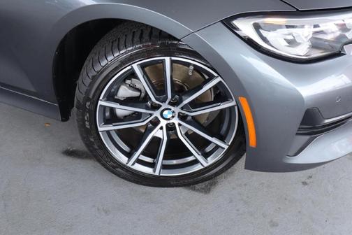 2020 BMW 330 i xDrive