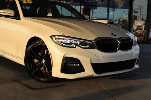 2020 BMW 330 i
