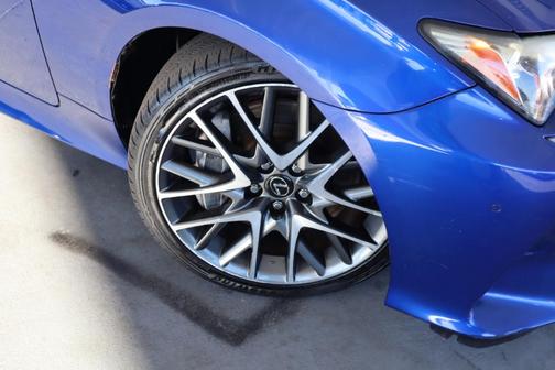 2016 Lexus RC 200t Base