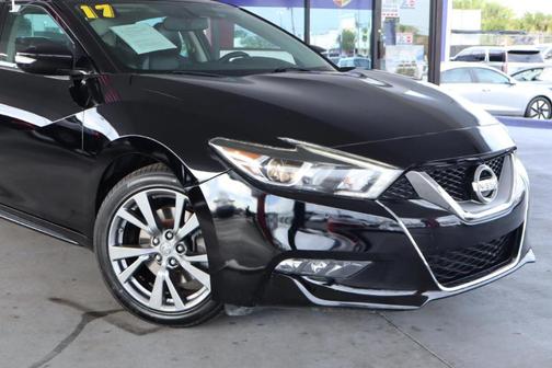 Black 2017 Nissan Maxima 3.5 SV