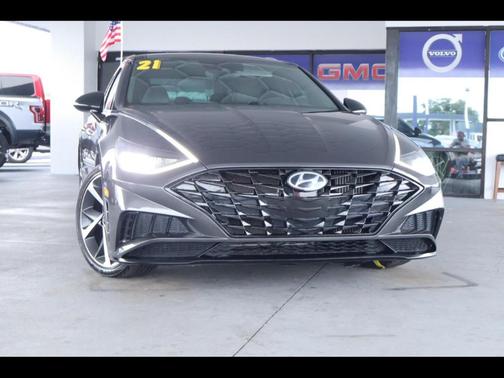 Gray 2021 Hyundai SONATA SEL Plus