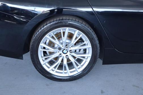Black 2023 BMW 330 i