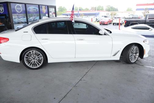 White 2018 BMW 530e iPerformance