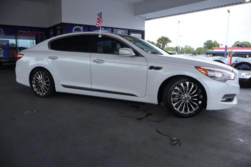 2016 Kia K900 Luxury 5.0L