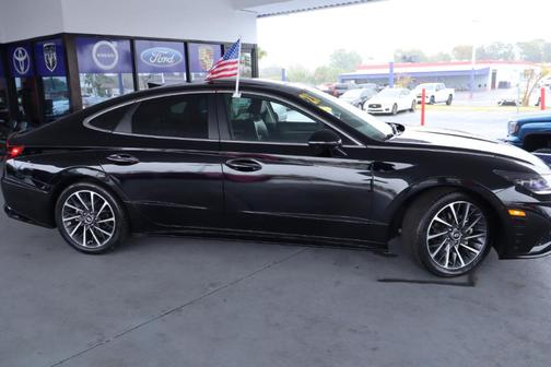 2021 Hyundai SONATA Limited