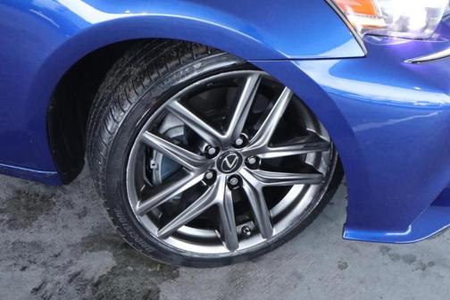 2016 Lexus IS 200t Base