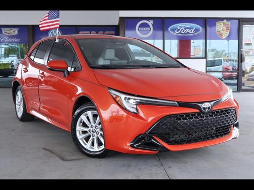 2023 Toyota Corolla Hatchback SE