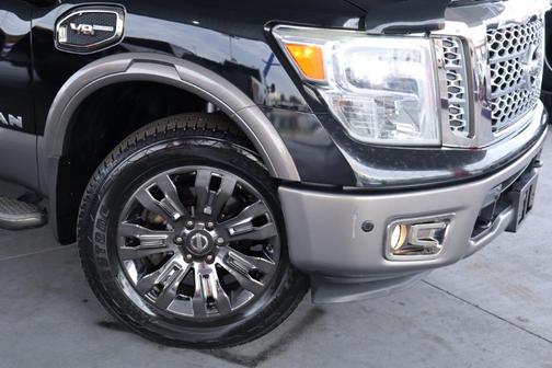 2017 Nissan Titan Platinum Reserve