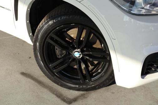 2016 BMW X6 xDrive50i