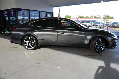 2021 Hyundai SONATA SEL Plus