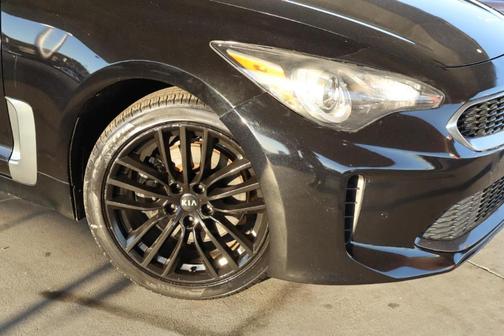 2018 Kia Stinger Base