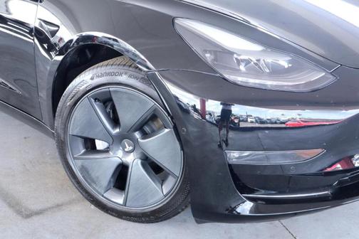 Black 2022 Tesla Model 3 Long Range