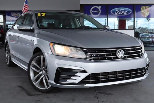 2017 Volkswagen Passat 1.8T R-Line