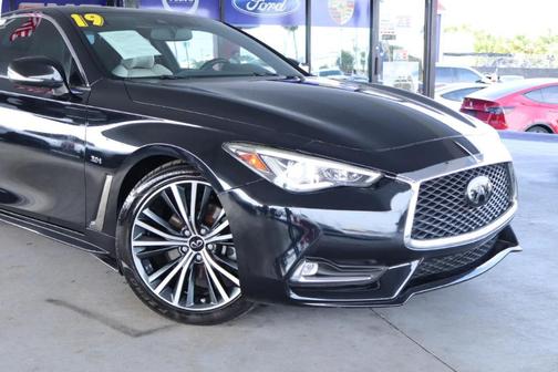 Black 2020 INFINITI Q60 3.0t LUXE