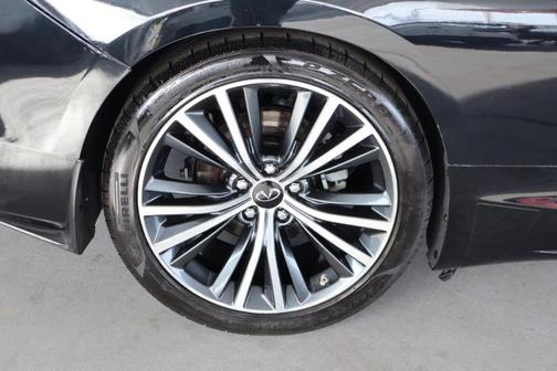 Black 2020 INFINITI Q60 3.0t LUXE