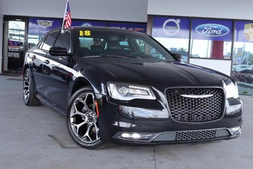 2018 Chrysler 300 S