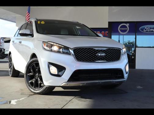 2016 Kia Sorento SX