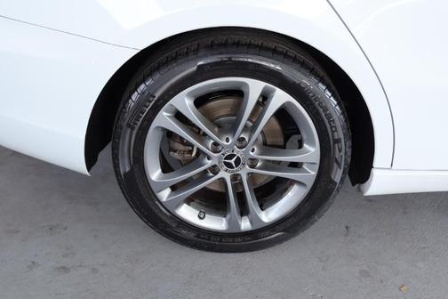 2020 Mercedes-Benz A-Class A 220 4MATIC