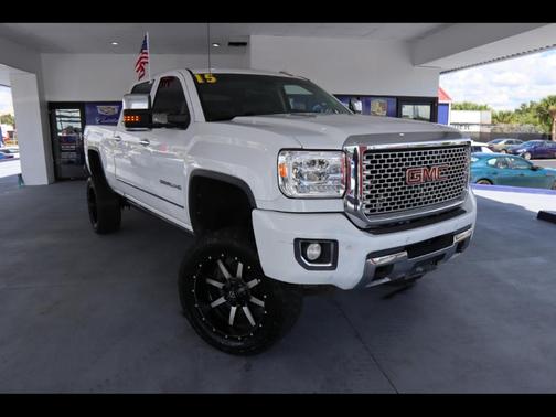 2015 GMC Sierra 2500 Denali