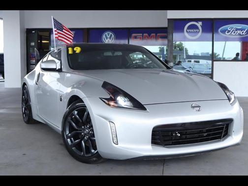 Silver 2019 Nissan 370Z Base