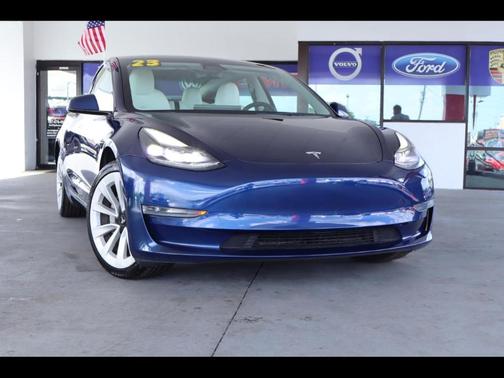 Blue 2023 Tesla Model 3 Base