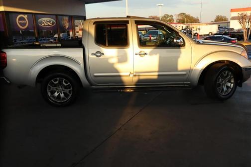 2019 Nissan Frontier SL