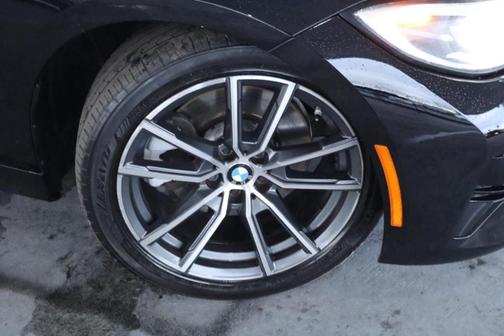 2021 BMW 330 i