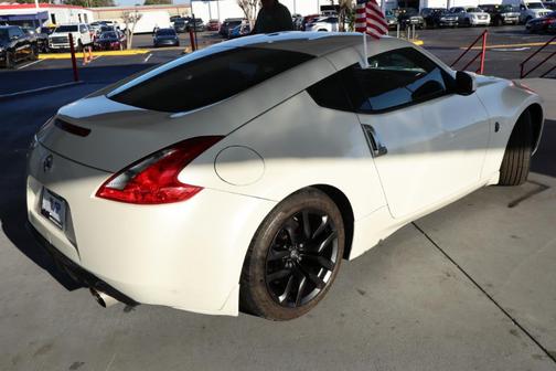 2017 Nissan 370Z Base