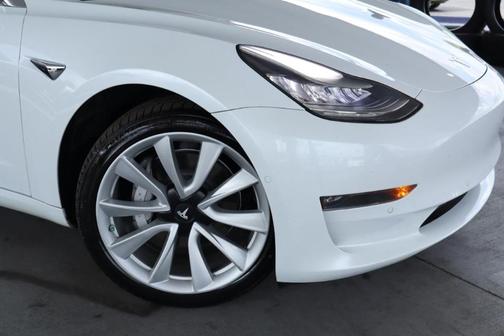 White 2018 Tesla Model 3 Mid Range