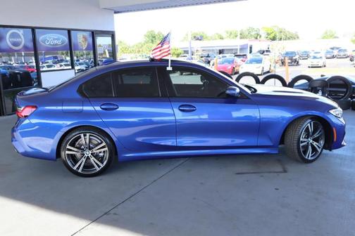 Blue 2019 BMW 330 i xDrive