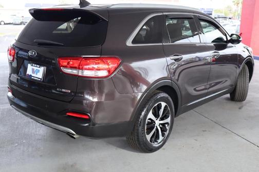2016 Kia Sorento EX