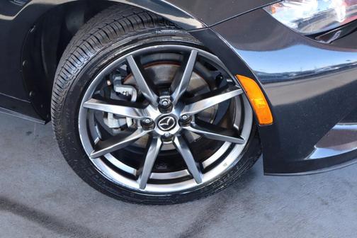 2017 Mazda MX-5 Miata RF Grand Touring