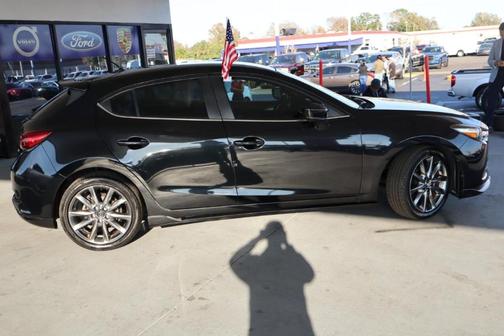 2018 Mazda Mazda3 Touring