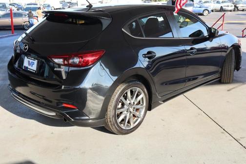 2018 Mazda Mazda3 Touring