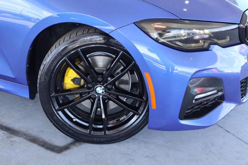 2020 BMW 330 i xDrive