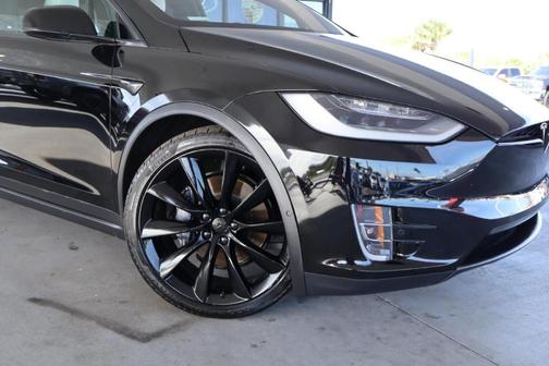 2021 Tesla Model X Long Range