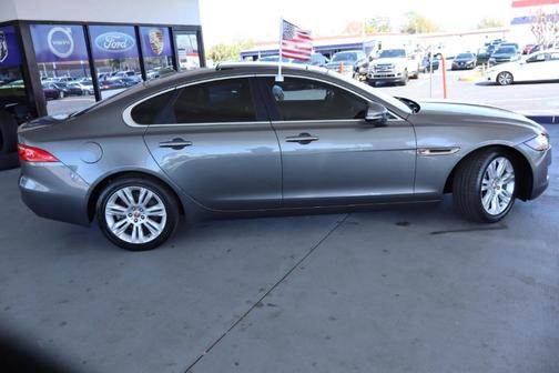 2017 Jaguar XF 35t Premium