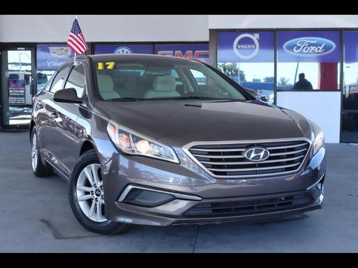 2017 Hyundai SONATA SE