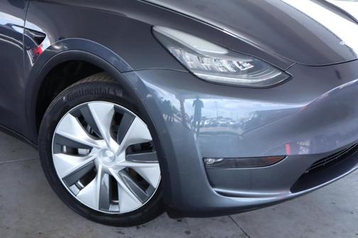 Gray 2021 Tesla Model Y Long Range