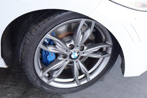 White 2015 BMW M235 i