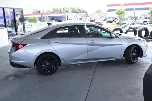 Silver 2023 Hyundai ELANTRA SEL