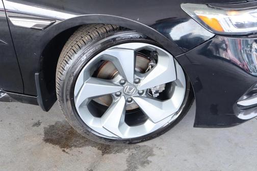 Black 2018 Honda Accord Touring 2.0T