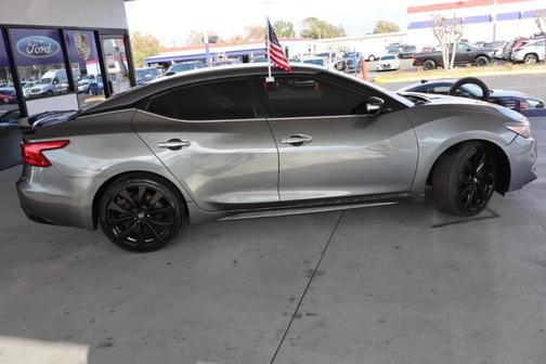 2017 Nissan Maxima 3.5 SR