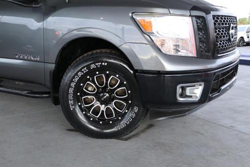 2017 Nissan Titan S