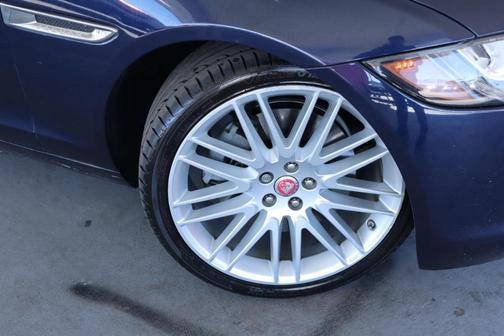 2016 Jaguar XF 35t Prestige