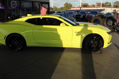 2021 Chevrolet Camaro LT1